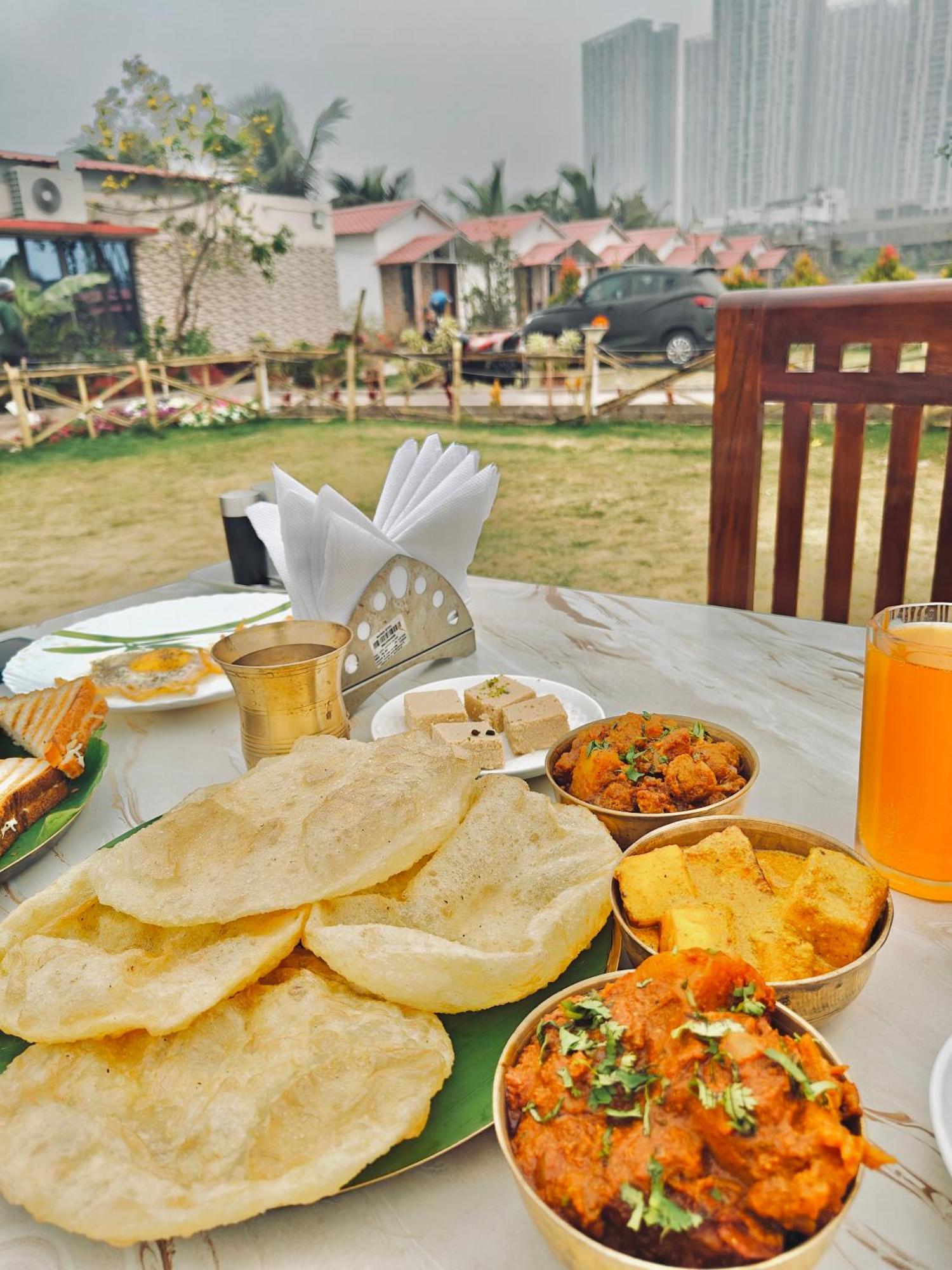 Palli Bangla Resort, Near Ruby Hospital, Anandapur Calcutta Buitenkant foto