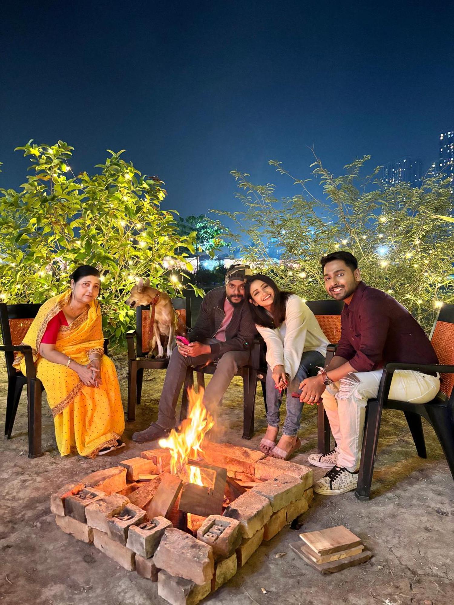 Palli Bangla Resort, Near Ruby Hospital, Anandapur Calcutta Buitenkant foto