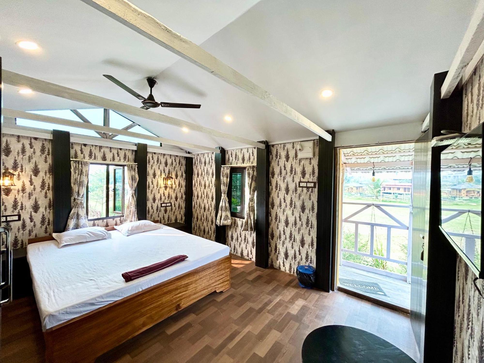 Palli Bangla Resort, Near Ruby Hospital, Anandapur Calcutta Buitenkant foto